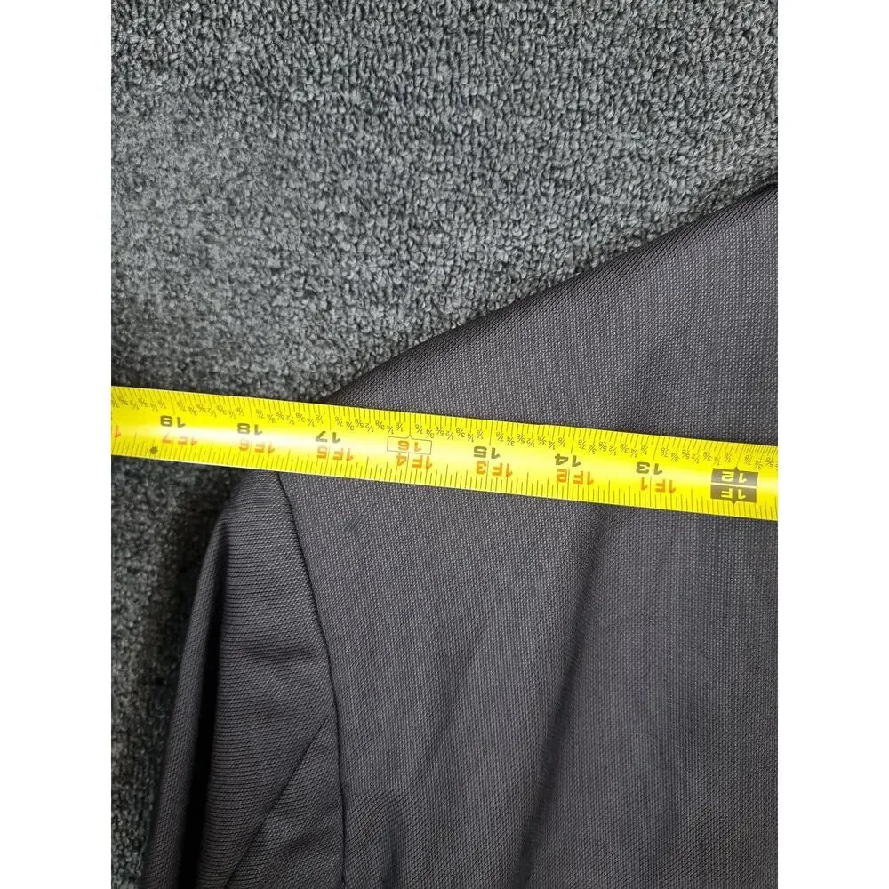 Hugo Boss Classic Sport Coat Jacket Mens Size 42L Wool Italy Korrys Fabric